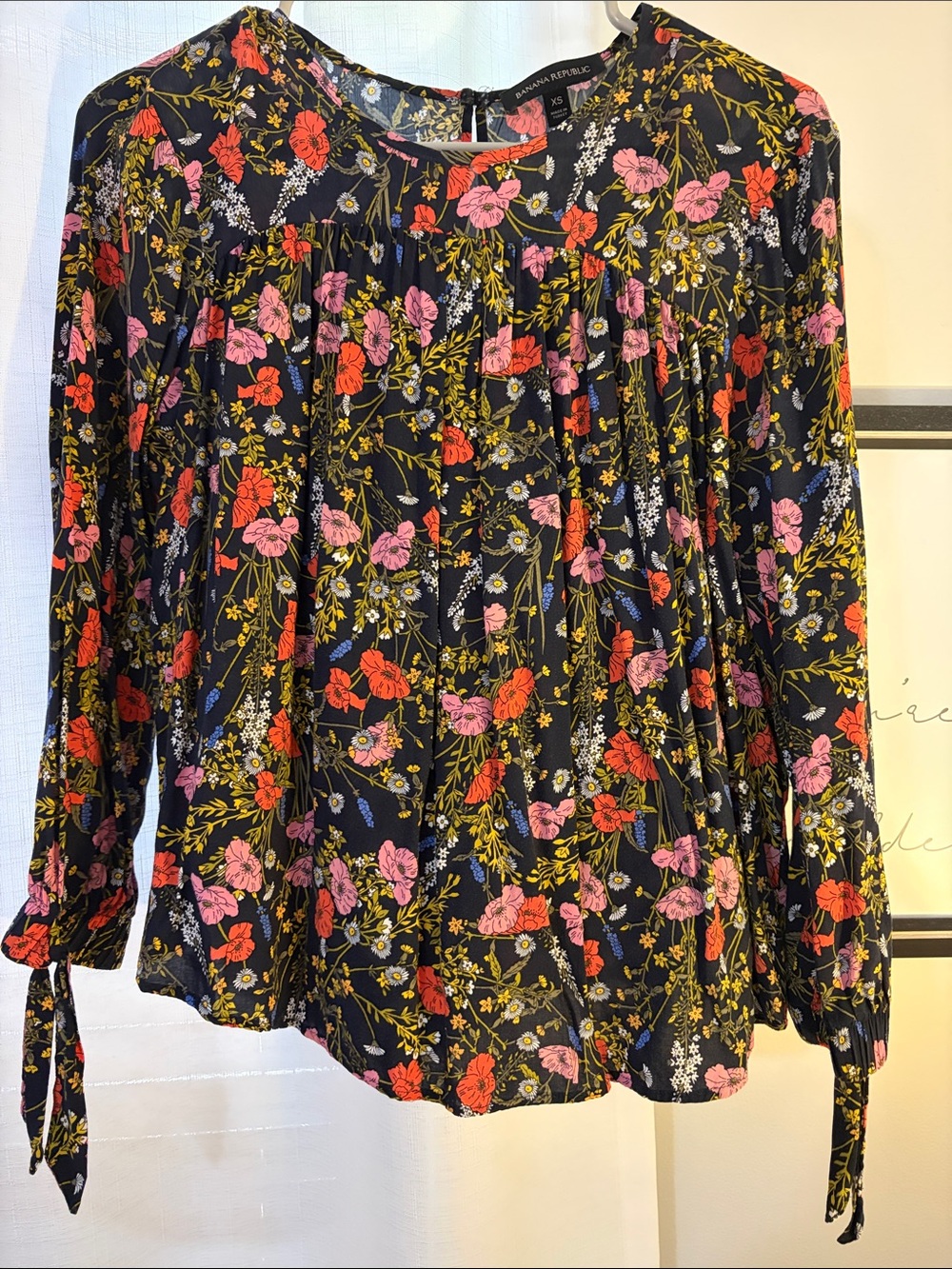 Banana Republic Black Floral Tie-Cuff Blouse